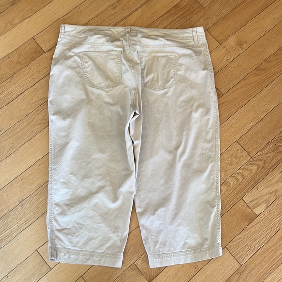 Ralph Lauren Chaps Cropped Pant - Picture 5 of 7